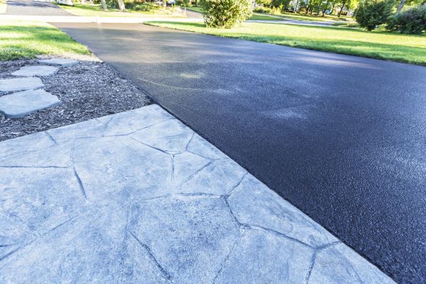 Cost of Residential Driveway Sealing in Vancouver