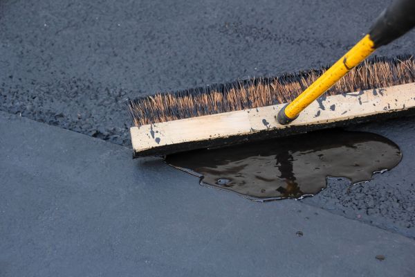 Driveway Asphalt Sealing in Vancouver